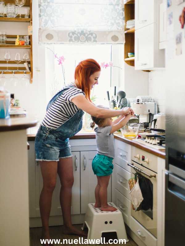 Busy-mom-feeling-overwhelmed-during-summer-with-kids-at-home.