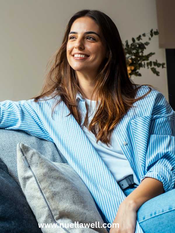 a-relaxed-peaceful-mom-in-how-to-protect-your-energy-as-a-busy-mom